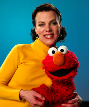 Debi Mazar