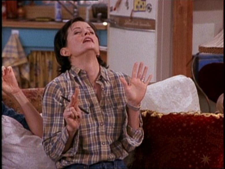 who is phoebe's sister in one of us is next