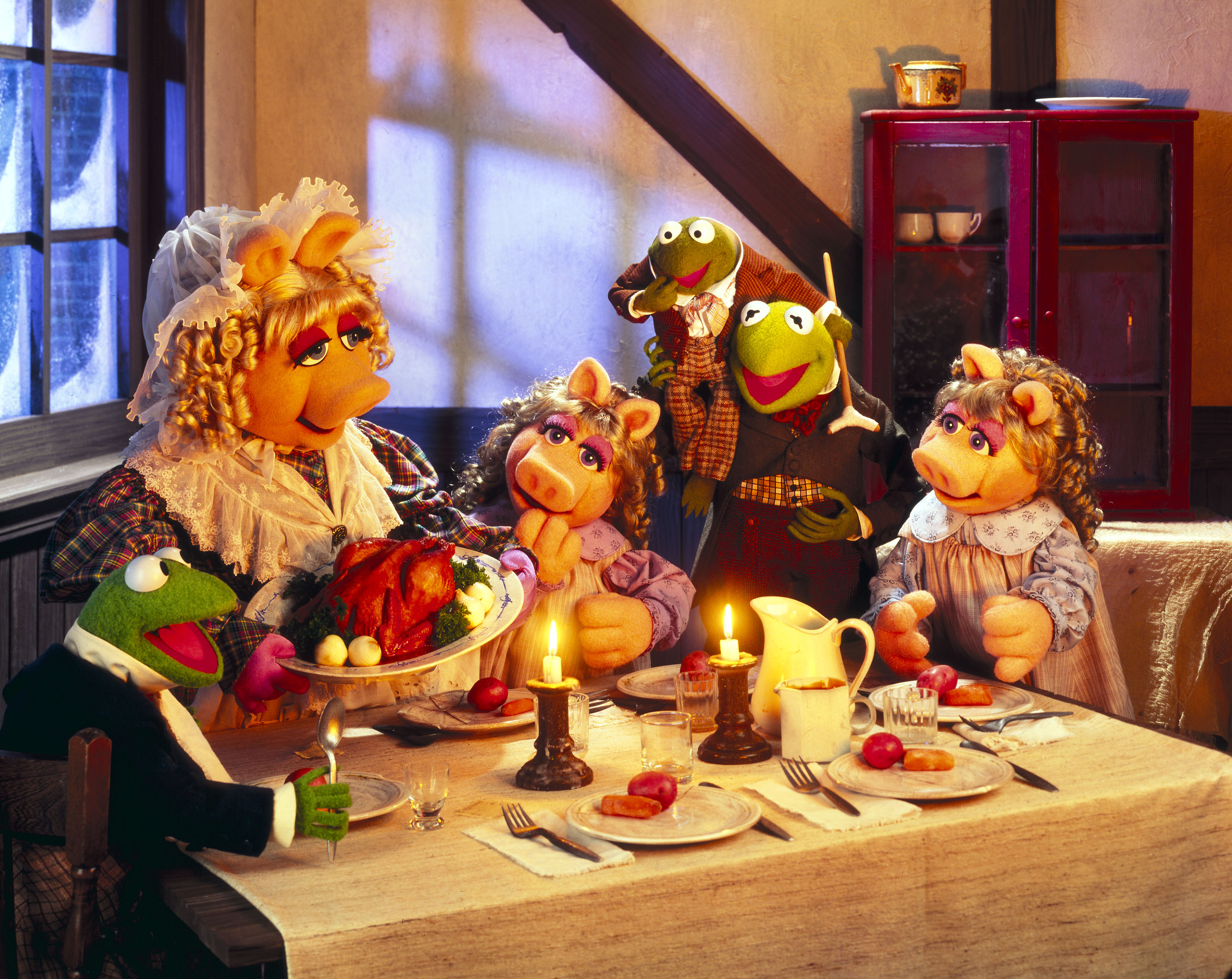 a muppet family christmas the christmas toy