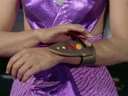Control bracelet