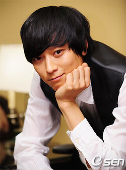 Kang Dong Won1
