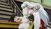 Sesshomaru contento al ver a Rin viva