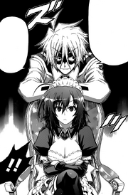 Tsurubami startles Medaka