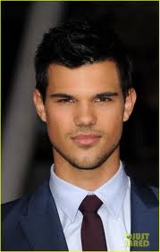 Taylor Lautner(hot)