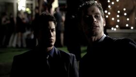 640px-309VampireDiaries0919