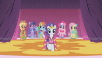 200px-Rarity's Dresses S1E14