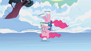 Pinkie Pie skating2 S1E11