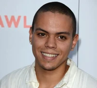 Evan Ross
