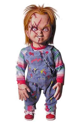 horror chucky doll