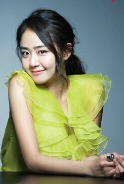 Moon Geun Young00