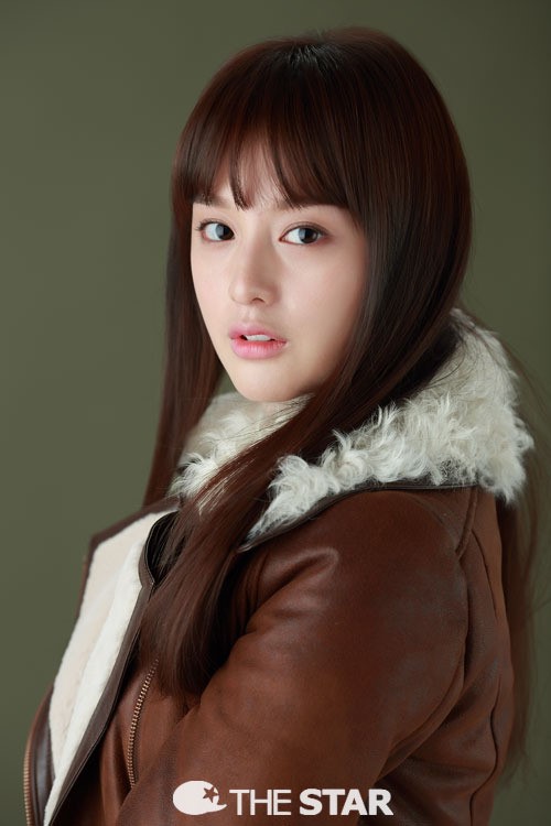 Kim Ji Won / Kim Ji Won - MAKEheal CF 2018 • CelebMafia
